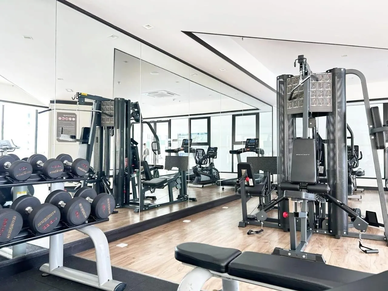 Up To 5 Pax,1Bedroom- Above Paradigm Mall & Escape Jb 조호르 바루 아파트